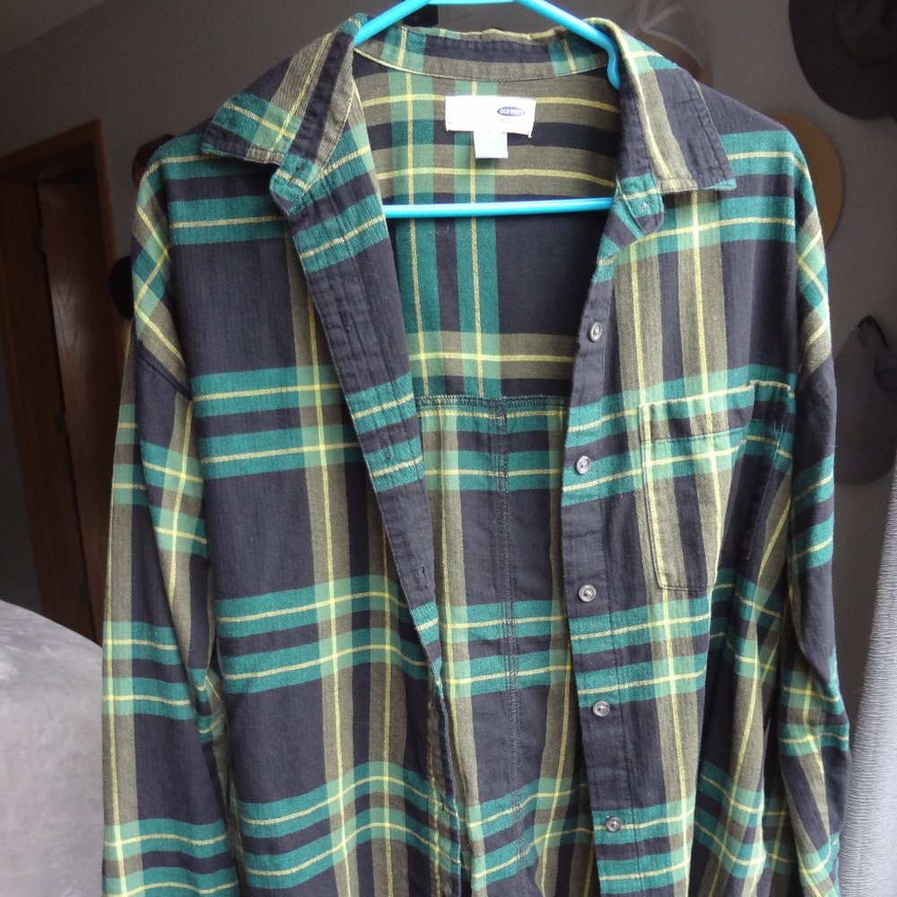 Old Navy Boyfriend Fit Flannel